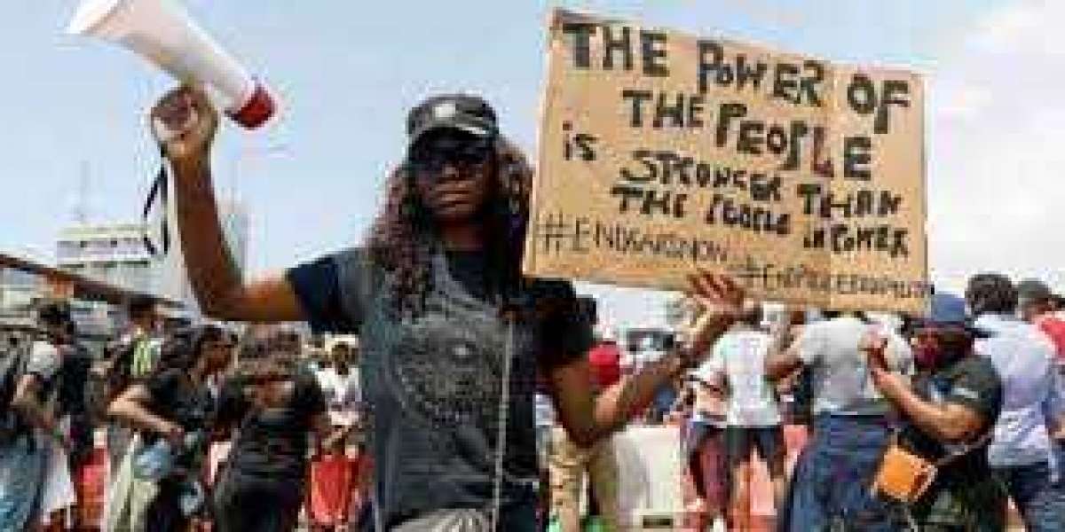 #EndSARS protesters defy Nigerian governor