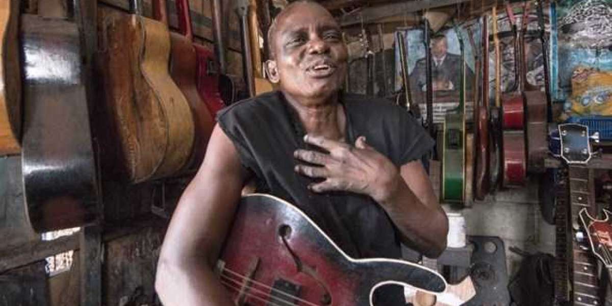 The Guitar Maker of Kinshasa